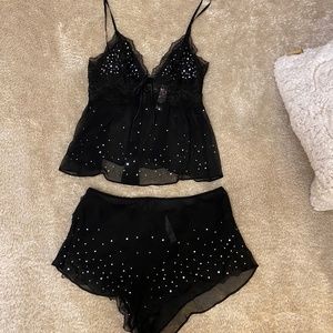 VS 2 piece set NWT